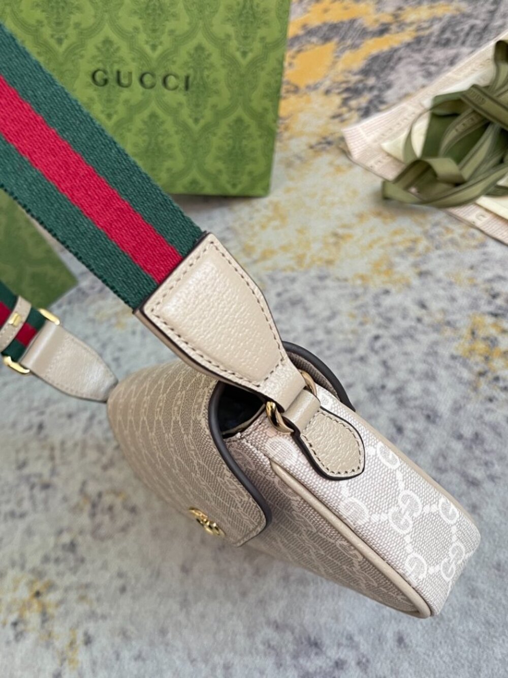 Gucci Ophidia Pochette White GG Canvas Crossbody-Beige - Picture 4 of 9